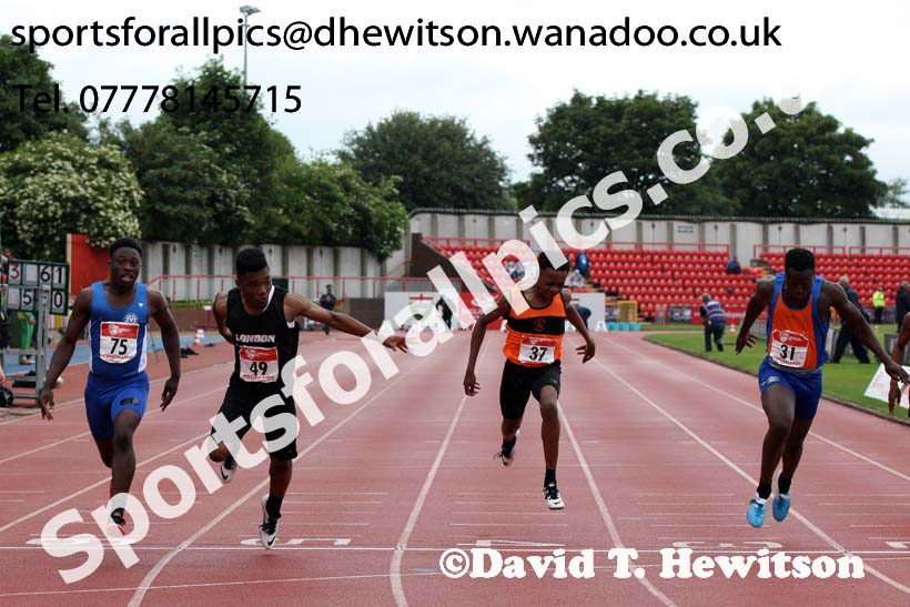 Junior boys 100 metres, English Schools Track and Field. Photo: David T. Hewitson/Sports for All Pics